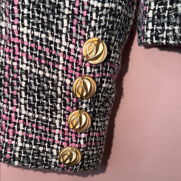 Textured Tweed Blazer Jacket Gold Button Structured Spring Style - Picture 4 of 8
